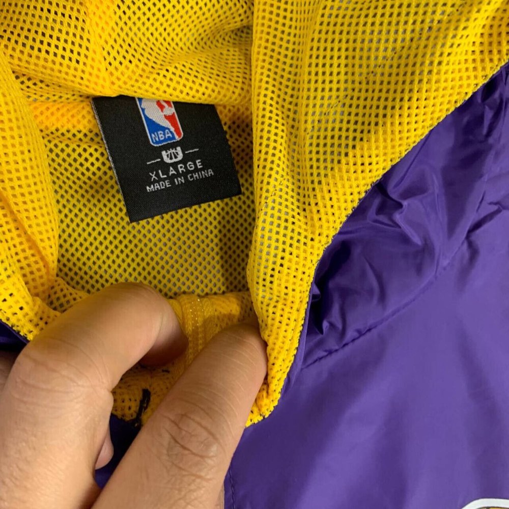 Los Angeles LA Lakers NBA XL Purple 1/4 Zip Windbreaker Jacket New Men - Picture 3 of 6